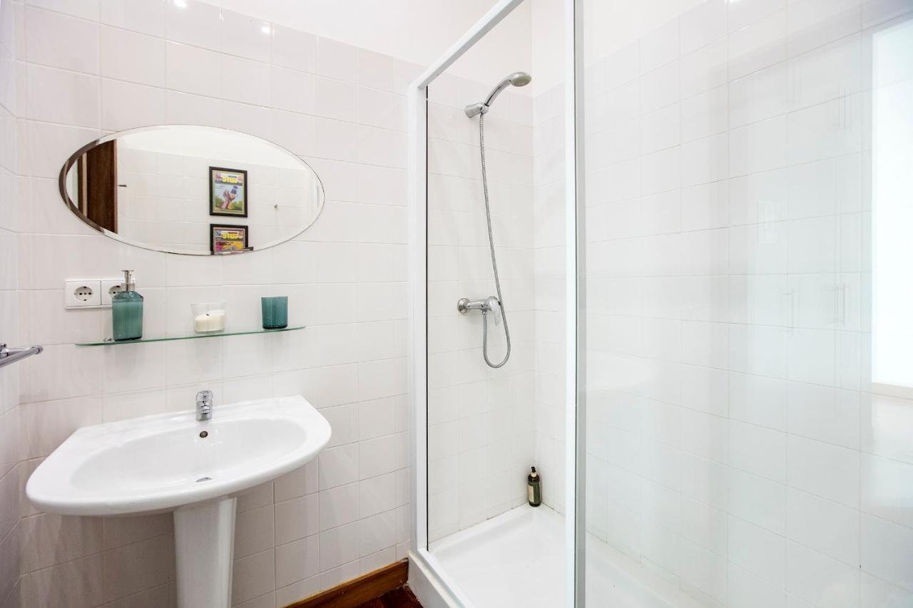Bonjardim Studio w/ Balcony by LovelyStay Porto Bagian luar foto